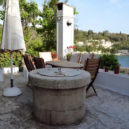 Апартаменты Stemar Longos (Paxos)